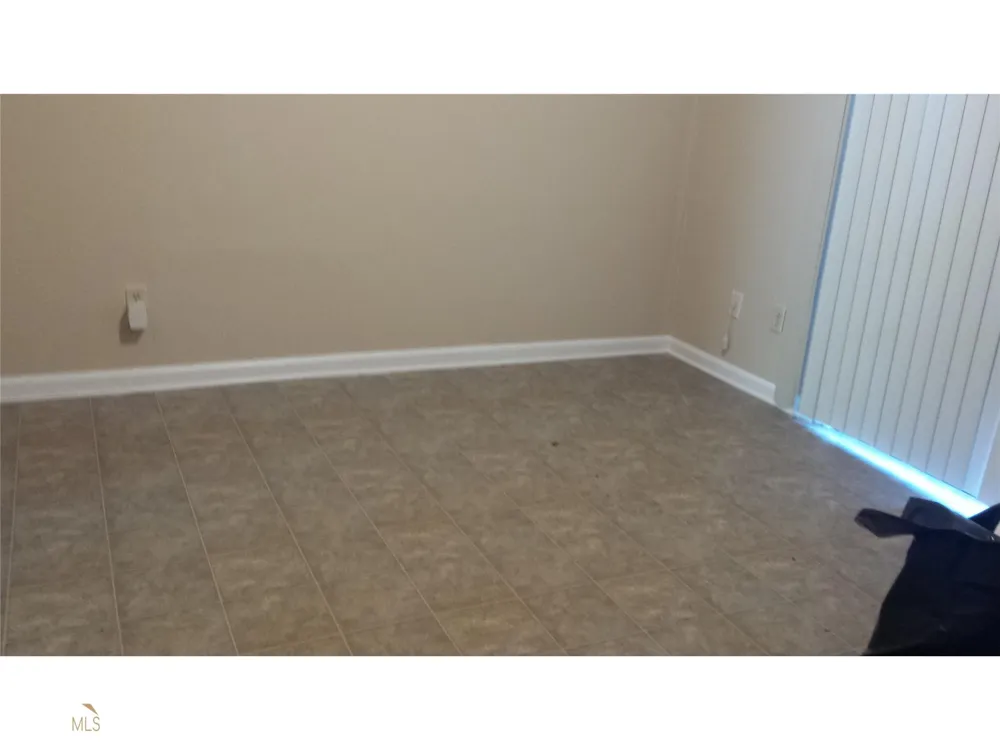 125 Tiburon CT Lithonia, GA 30038