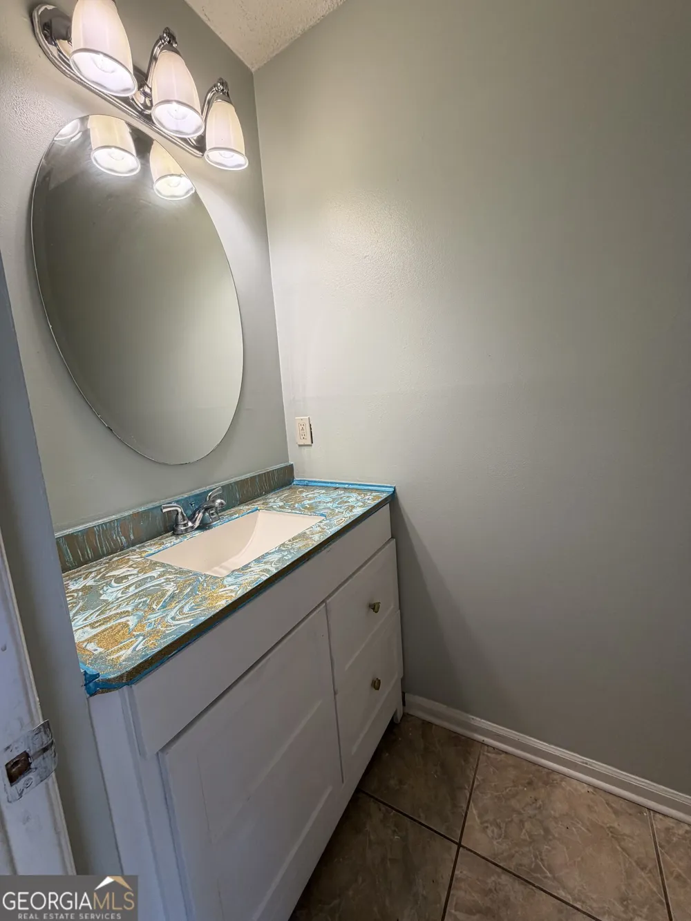 125 Tiburon CT Lithonia, GA 30038
