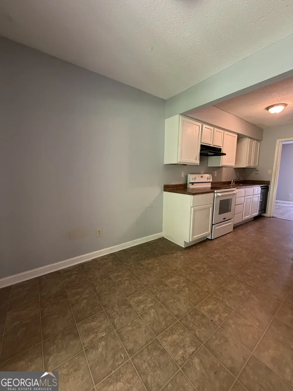 125 Tiburon CT Lithonia, GA 30038