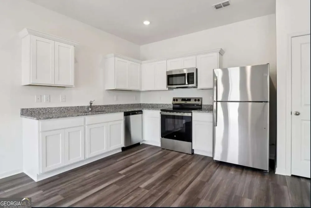 3032 Acacia CIR Douglasville, GA 30135