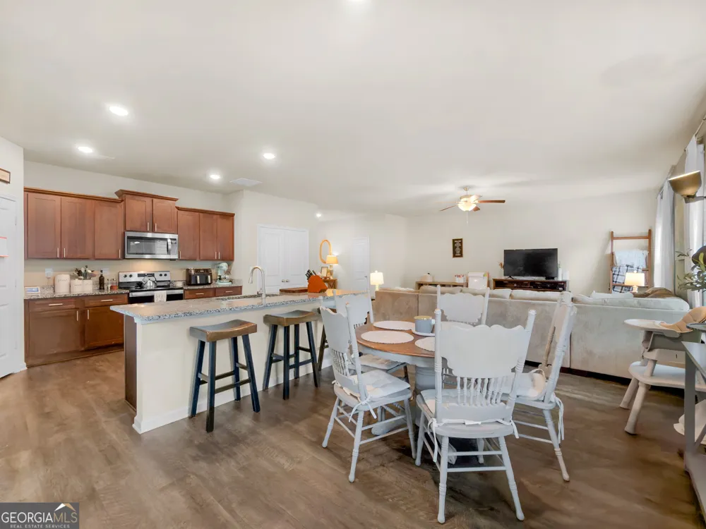 200 Oliver DR Locust Grove, GA 30248