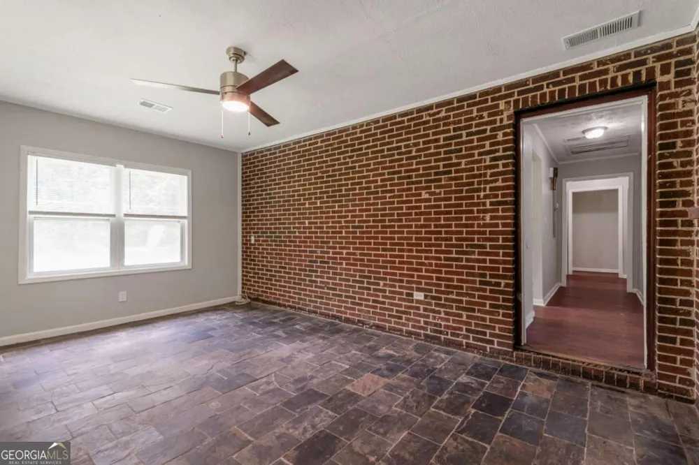 6414 Shadow Rock DR Lithonia, GA 30058
