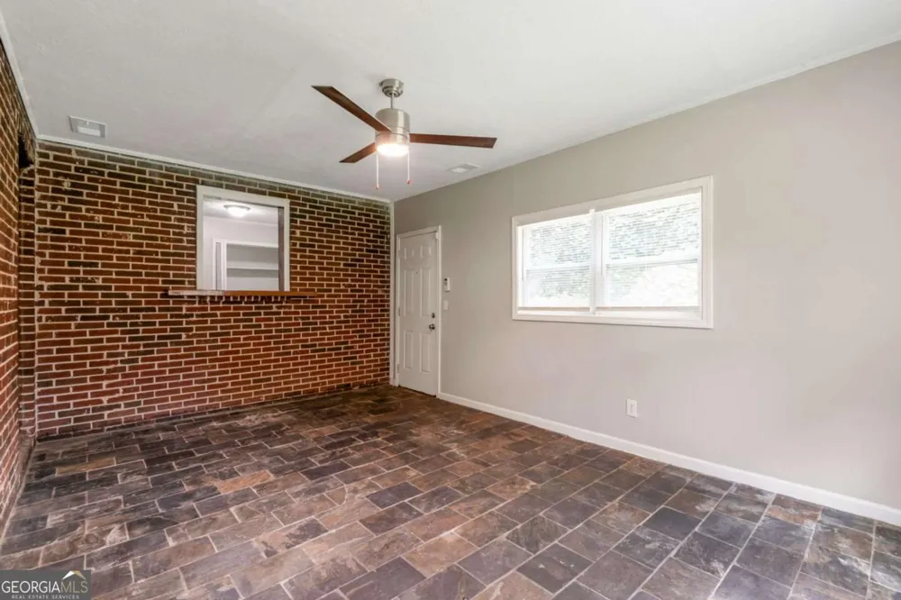 6414 Shadow Rock DR Lithonia, GA 30058