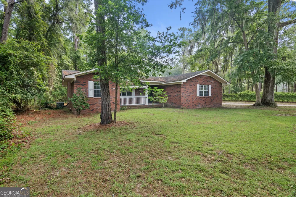 85 Waters AVE Allenhurst, GA 31301