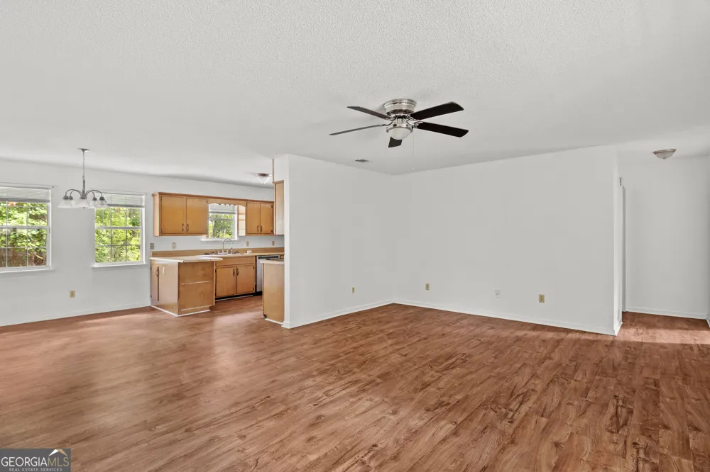 85 Waters AVE Allenhurst, GA 31301