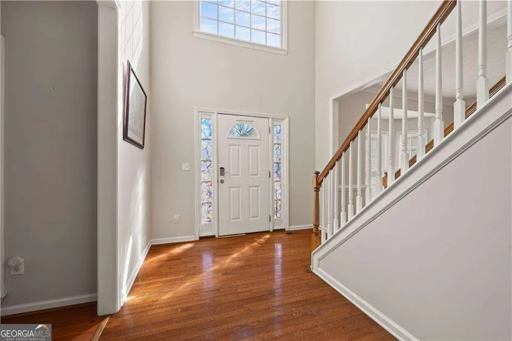 231 Beechwood LN Stone Mountain, GA 30087