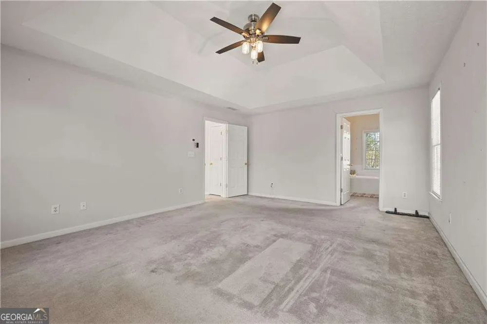 231 Beechwood LN Stone Mountain, GA 30087