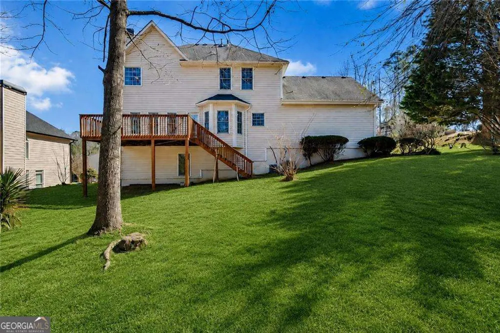 231 Beechwood LN Stone Mountain, GA 30087