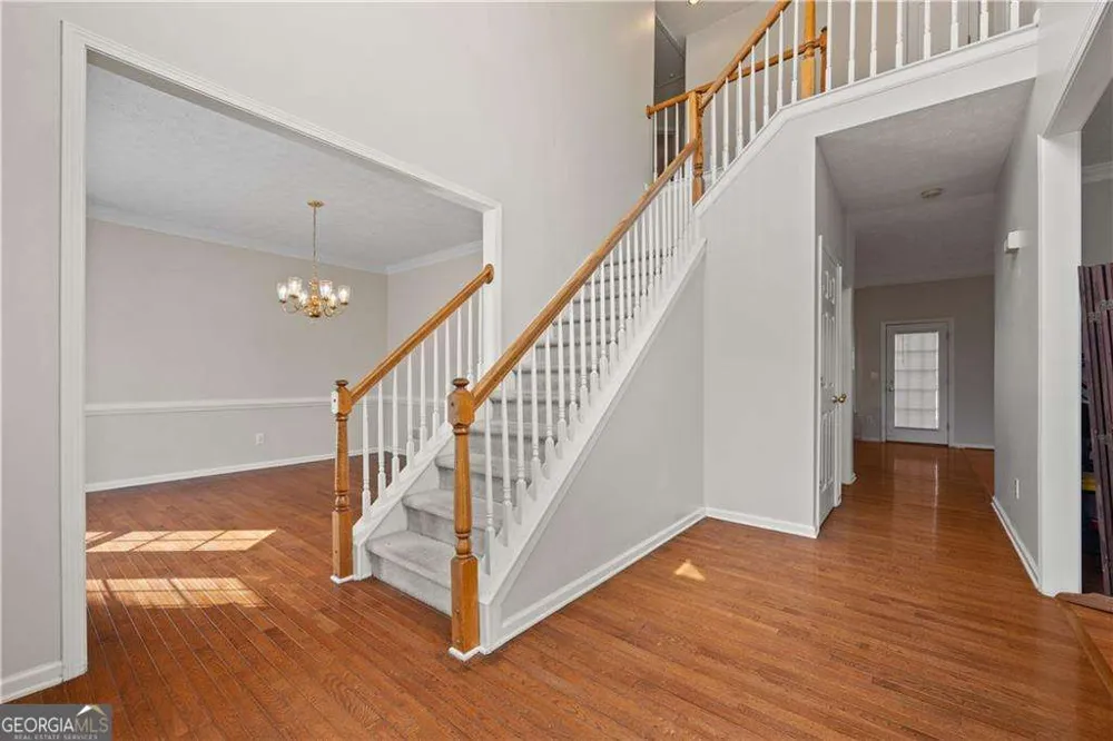 231 Beechwood LN Stone Mountain, GA 30087