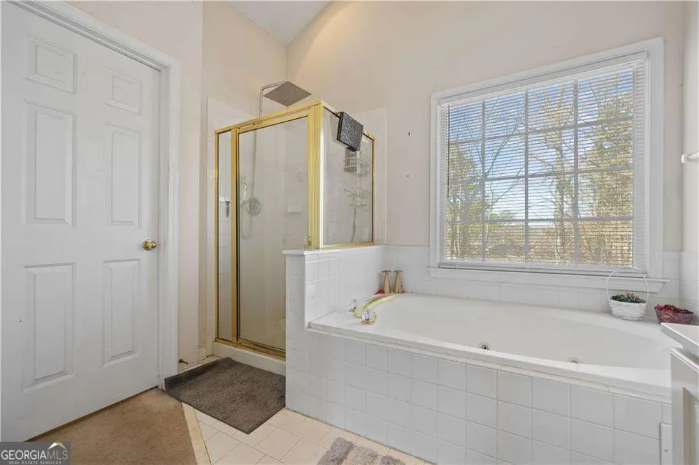 231 Beechwood LN Stone Mountain, GA 30087