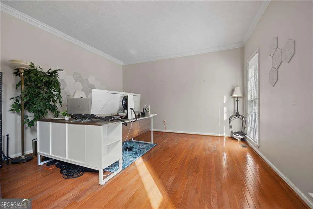 231 Beechwood LN Stone Mountain, GA 30087