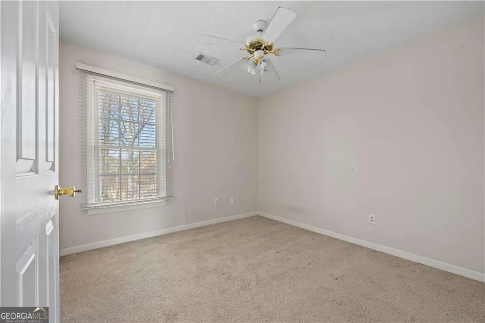 231 Beechwood LN Stone Mountain, GA 30087