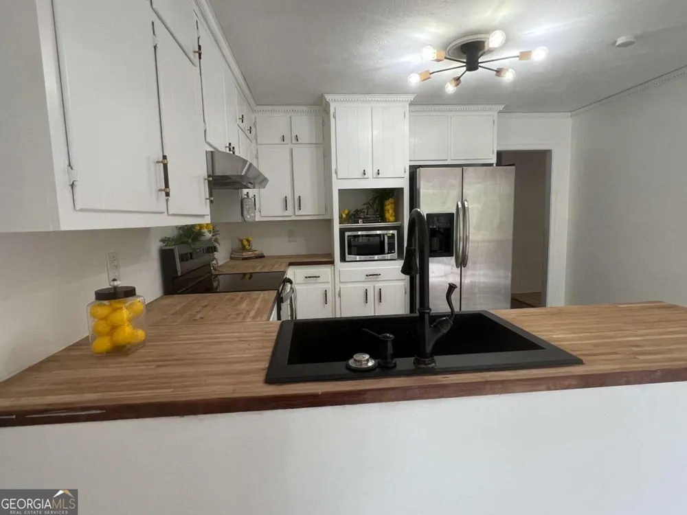 5262 Kurt LN SW Conyers, GA 30094