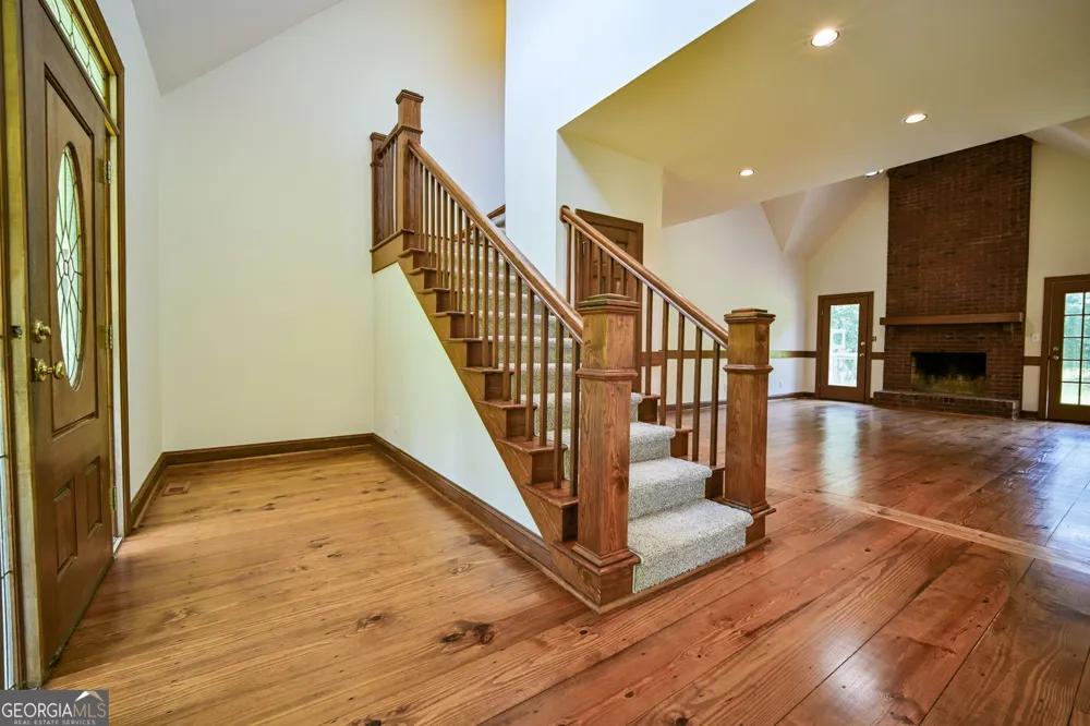 160 River Lane Covington, GA 30016