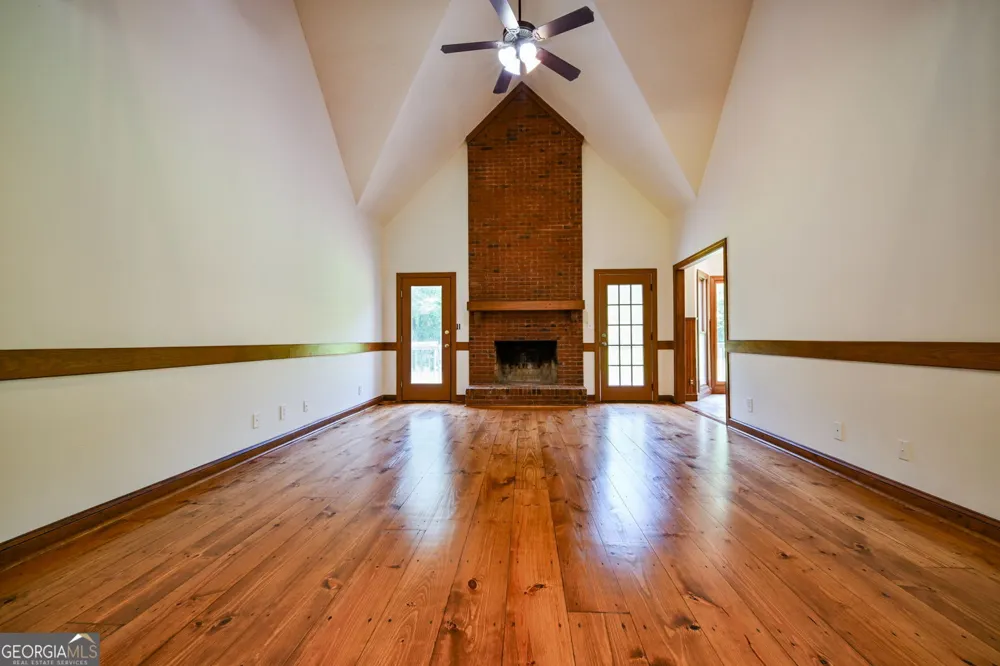 160 River Lane Covington, GA 30016