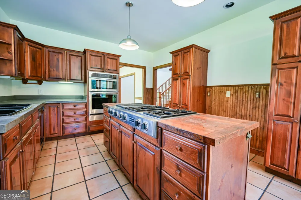 160 River Lane Covington, GA 30016