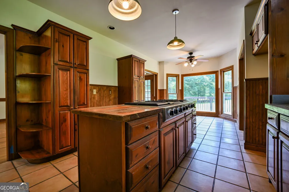 160 River Lane Covington, GA 30016