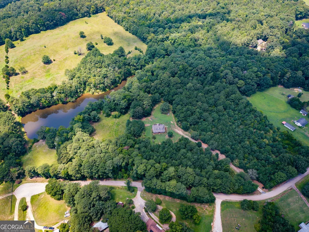 160 River Lane Covington, GA 30016