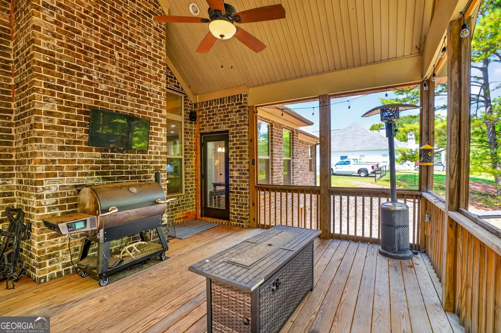 450 Ashley Glen DR Williamson, GA 30292