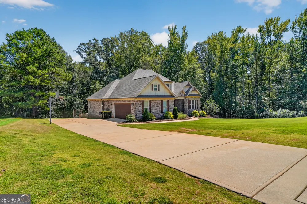 450 Ashley Glen DR Williamson, GA 30292