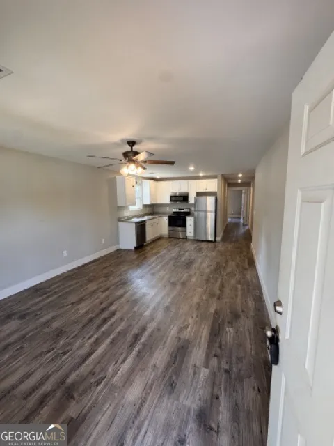 210 maret ST Hartwell, GA 30643