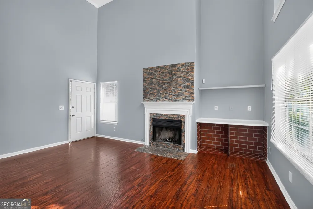 1024 Wiltshire WAY Norcross, GA 30093