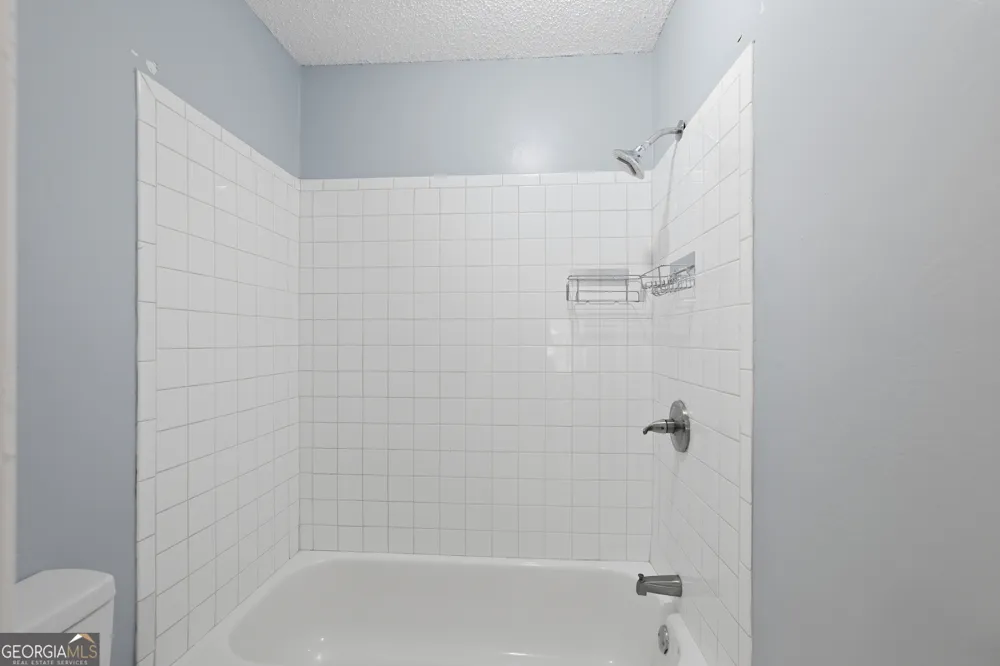1024 Wiltshire WAY Norcross, GA 30093