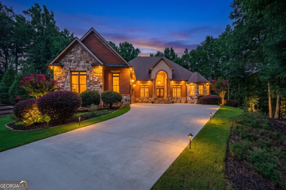 211 Arbor Green RUN Alpharetta, GA 30004
