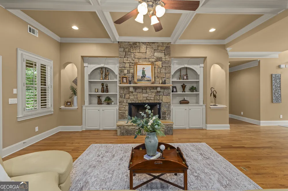 211 Arbor Green RUN Alpharetta, GA 30004