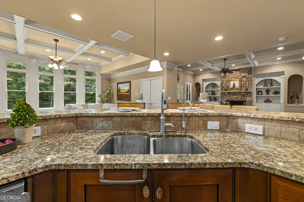 211 Arbor Green RUN Alpharetta, GA 30004