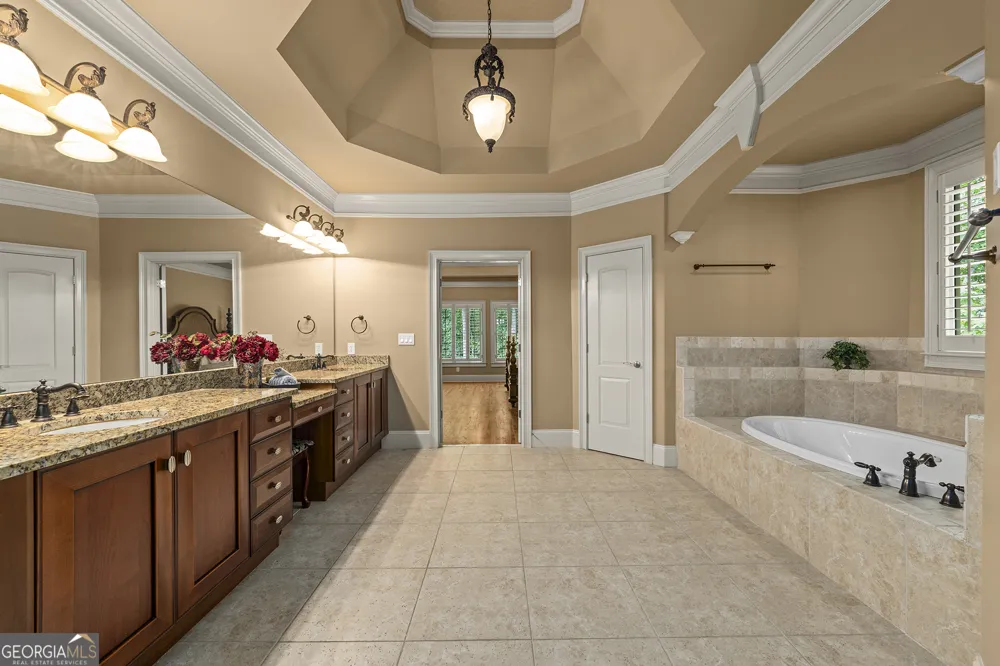 211 Arbor Green RUN Alpharetta, GA 30004