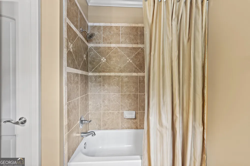 211 Arbor Green RUN Alpharetta, GA 30004
