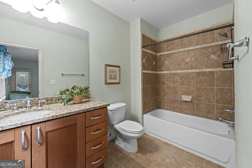 211 Arbor Green RUN Alpharetta, GA 30004
