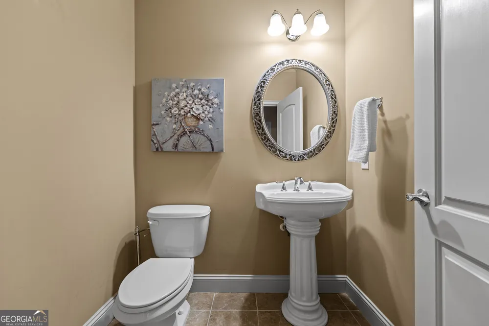 211 Arbor Green RUN Alpharetta, GA 30004