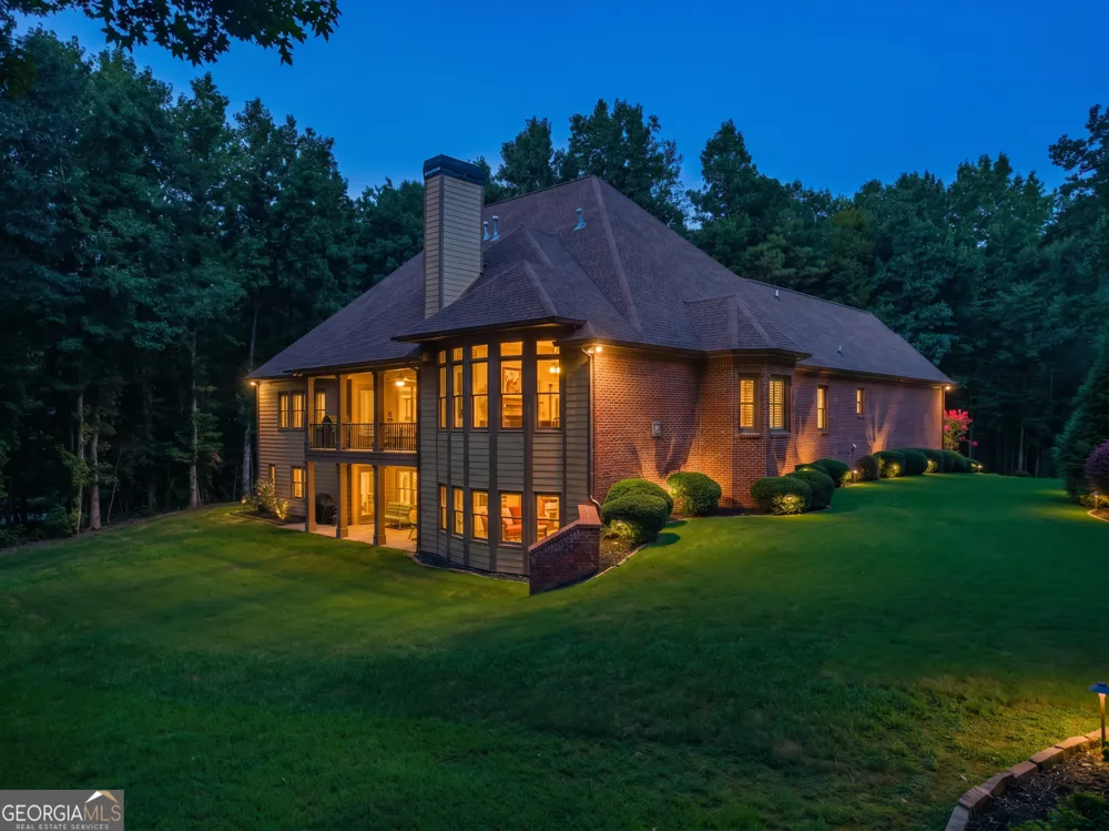 211 Arbor Green RUN Alpharetta, GA 30004