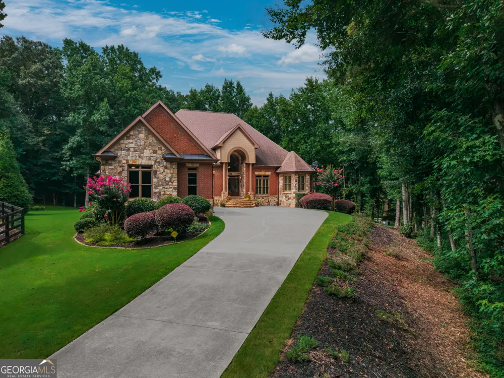 211 Arbor Green RUN Alpharetta, GA 30004
