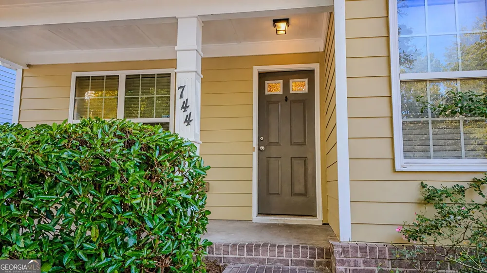 744 W Vincent DR Athens, GA 30607
