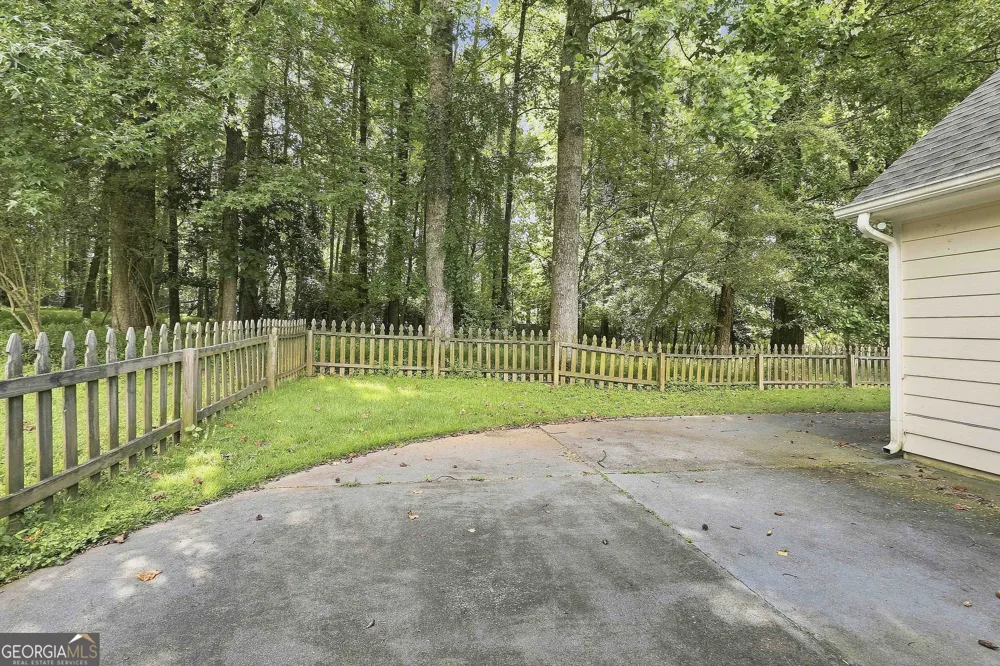 128 Treillage LN Peachtree City, GA 30269