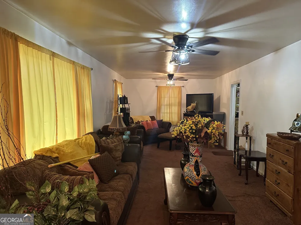 3942 Commander DR Columbus, GA 31903