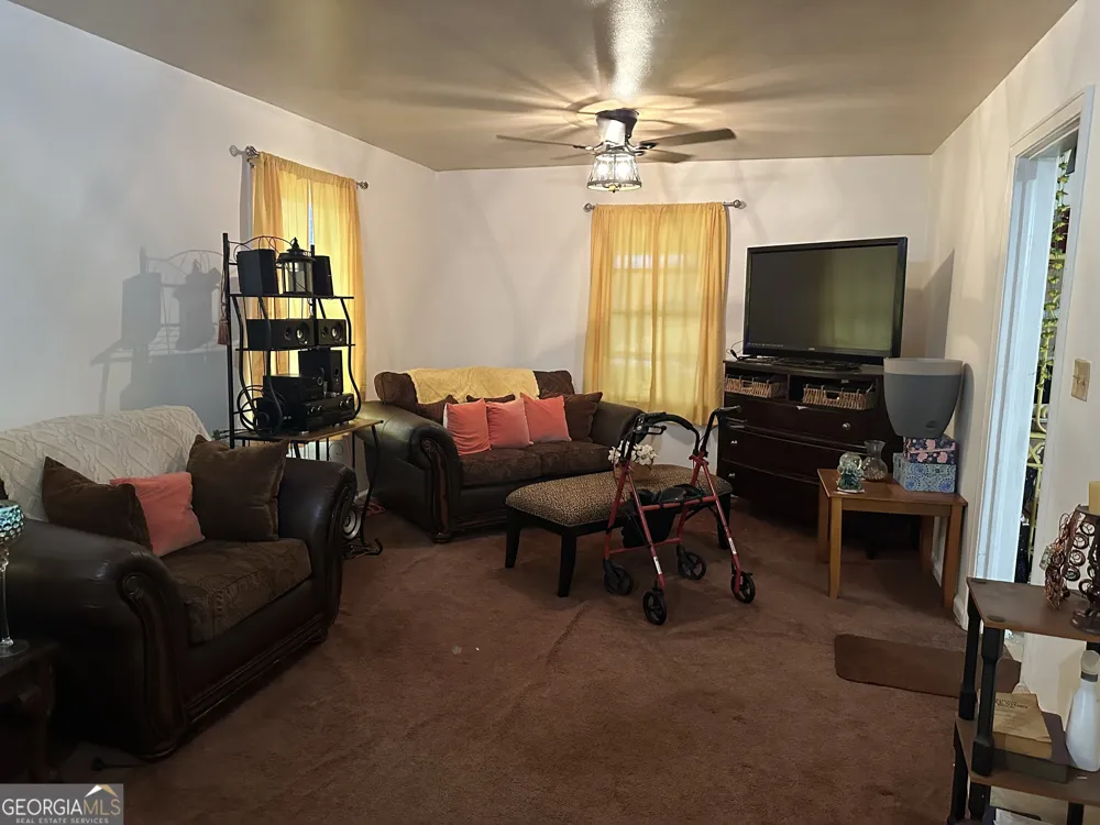 3942 Commander DR Columbus, GA 31903