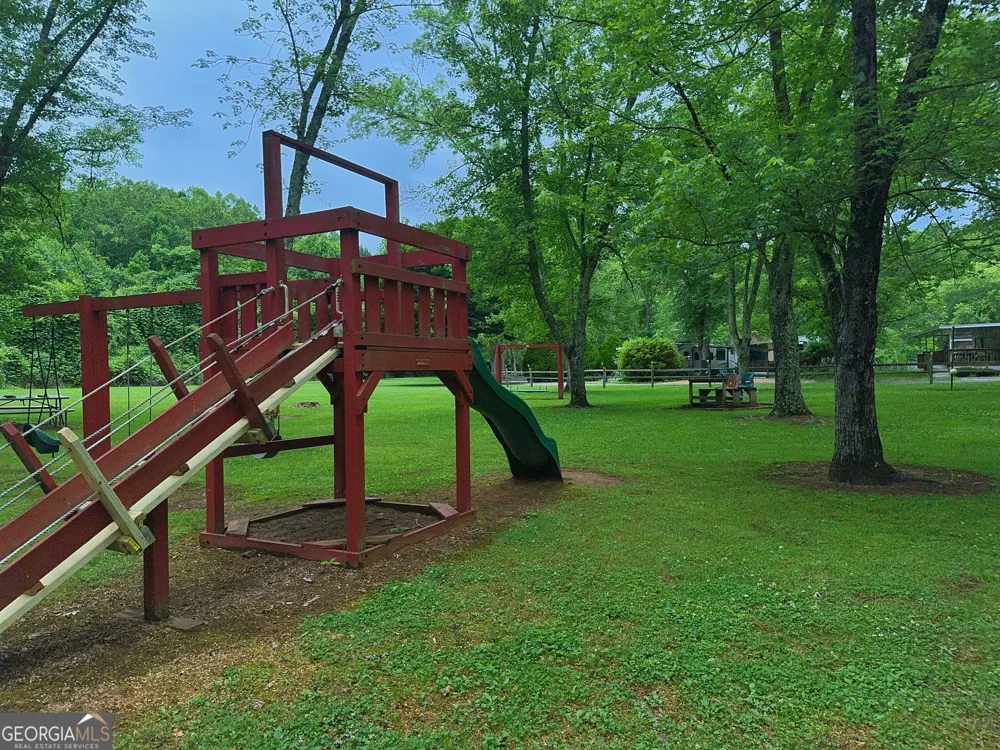 60 Park Vista DR Cleveland, GA 30528