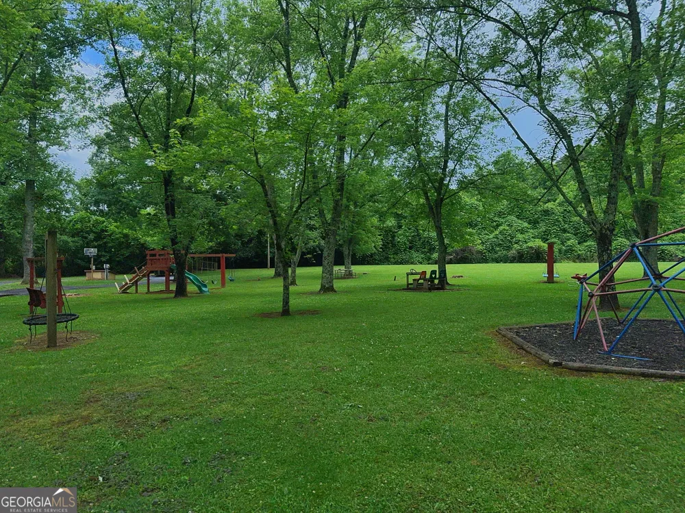60 Park Vista DR Cleveland, GA 30528