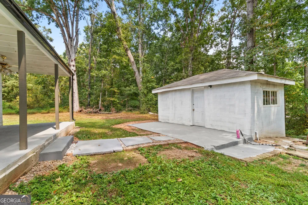 3990 Pine Hill DR Douglasville, GA 30135