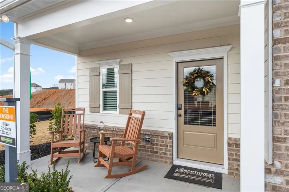 207 Roy DR Calhoun, GA 30701