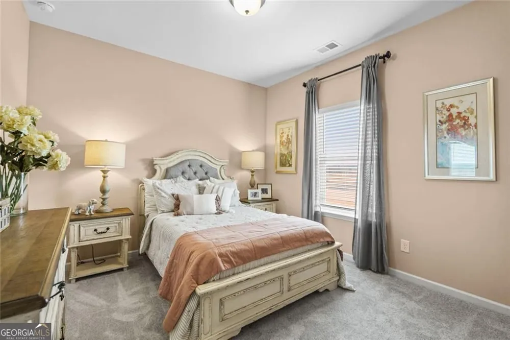 207 Roy DR Calhoun, GA 30701