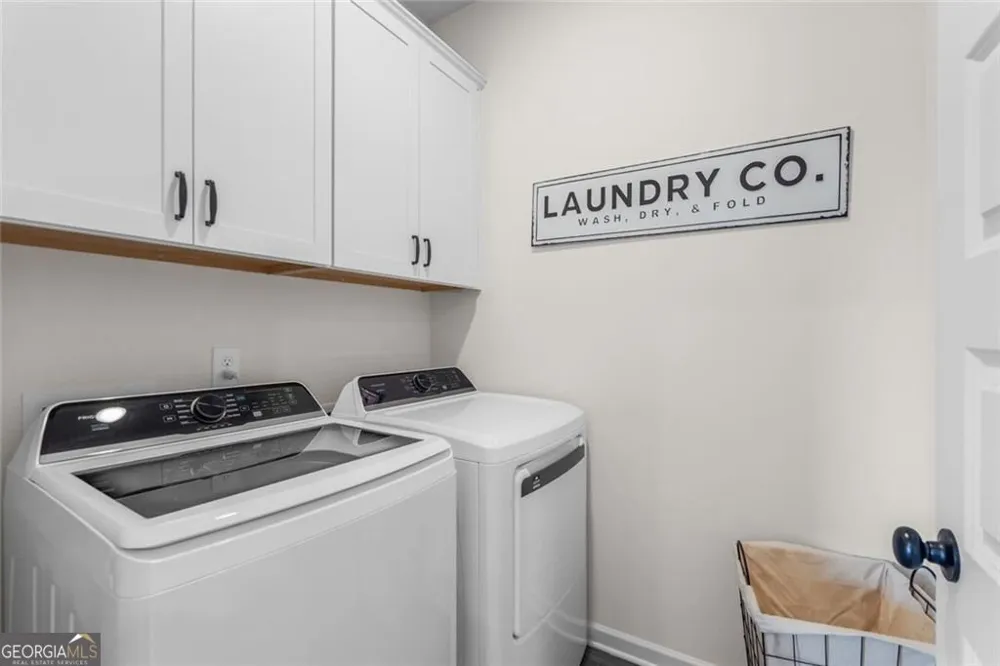 207 Roy DR Calhoun, GA 30701