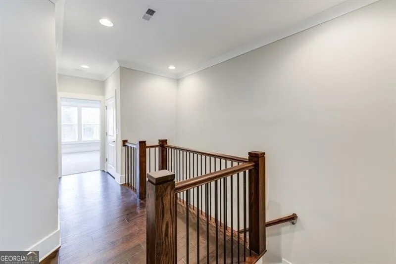 4304 Walsh DR Dunwoody, GA 30338