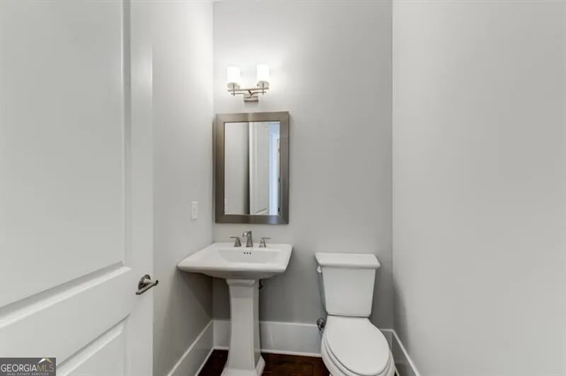 4304 Walsh DR Dunwoody, GA 30338