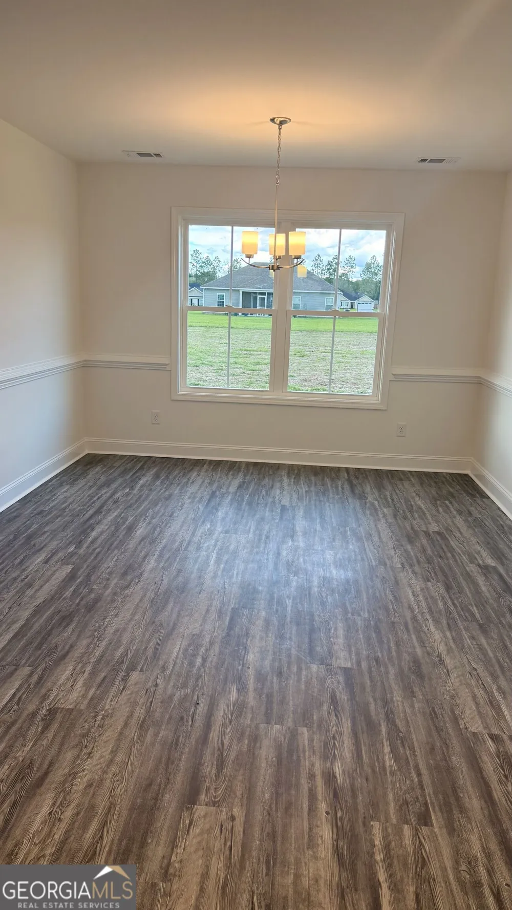 670 Belfast LOOP Ellabell, GA 31308