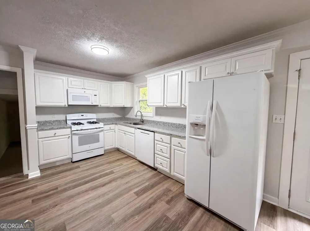 3691 Lavilla DR Powder Springs, GA 30127